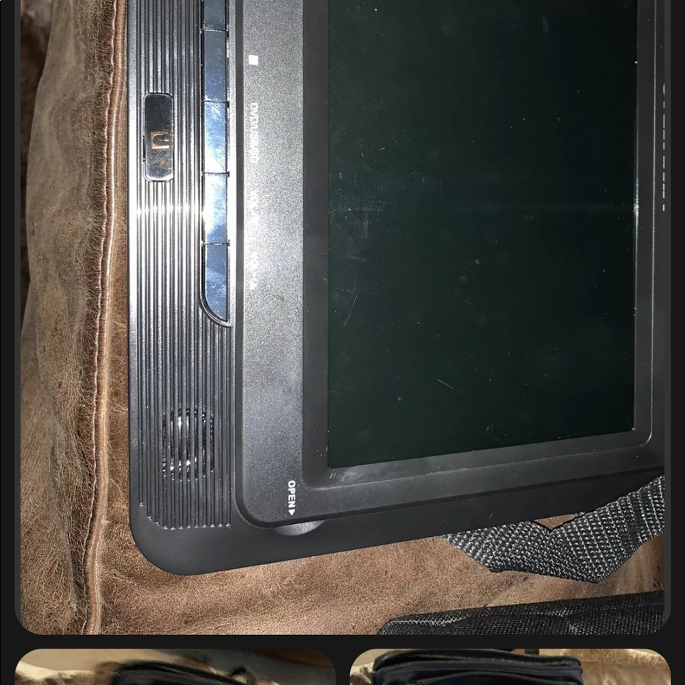 Sylvania dual portable DVD player